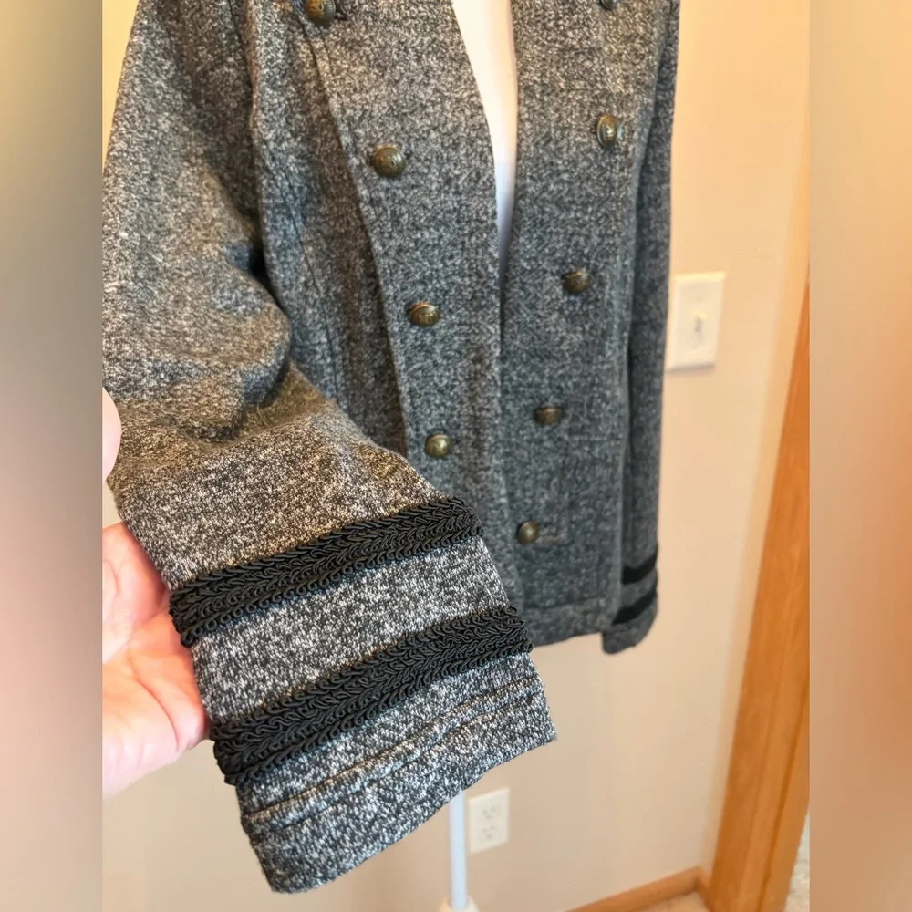 #409 Tommy Hilfiger Gray Double-Breasted Military-Inspired Blazer. Like New! - Picture 5 of 11